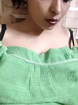 QUEEN-ADITI — Open boobs in live