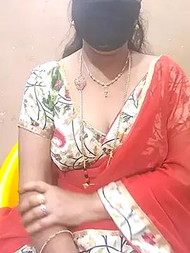Raashi369 on StripChat 