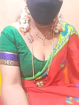 Raashi369 on StripChat 