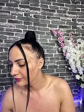 RaisaSalvi on StripChat