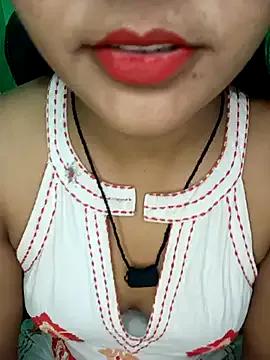 Rashmi_011 on StripChat