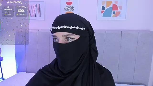 rawiya — ride dildo