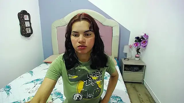 revecacruz_ — a finger in the pussy!