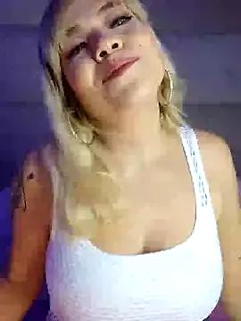 RominaaReyes on StripChat 