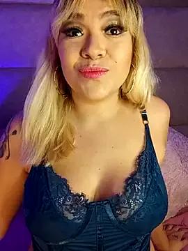 RominaaReyes on StripChat 