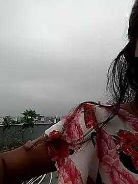Ruhi_07 on StripChat 