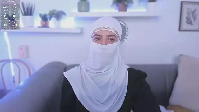 salma_arabicc on StripChat 