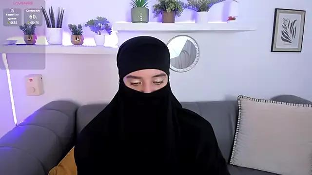 salma_arabicc on StripChat 