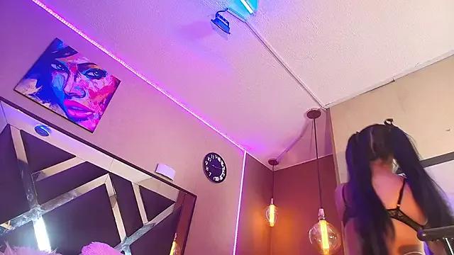 SamanthaaSutra on StripChat 