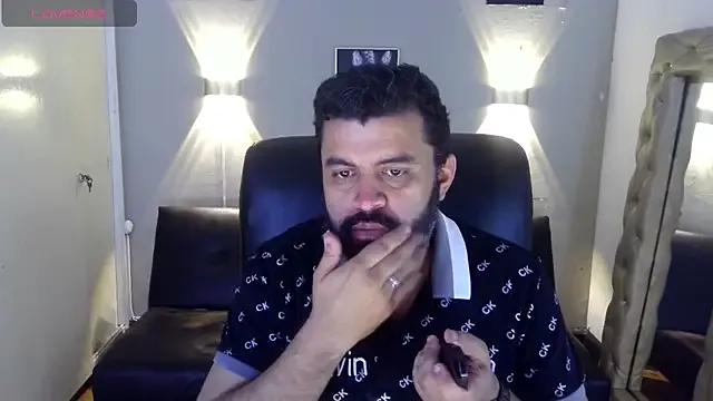 Santi_Ruiz2 on StripChat 