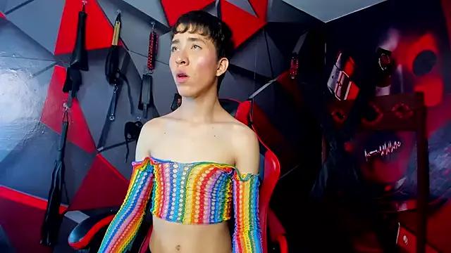 Santiago_LatinBoy on StripChat 