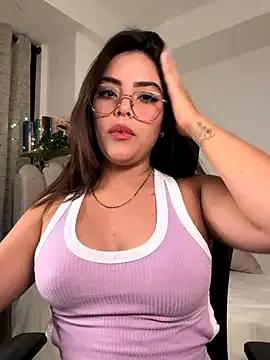 StripChat Sara-Evans is Freechat Sara-Evans — first