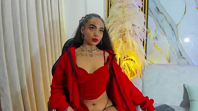 SarahLynn7 on StripChat 