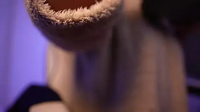 SaraParisi on StripChat 