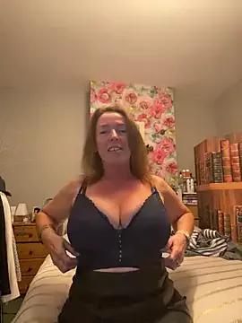 Sassylady on StripChat 