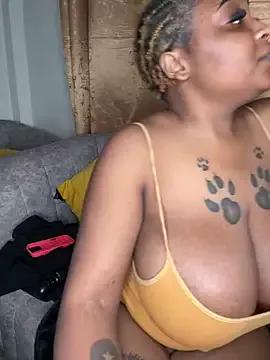 Savage_baby on StripChat 
