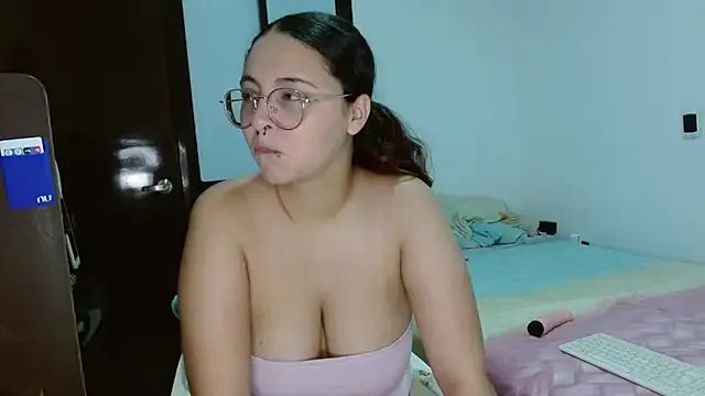 scarlet_johanssson19's avatar