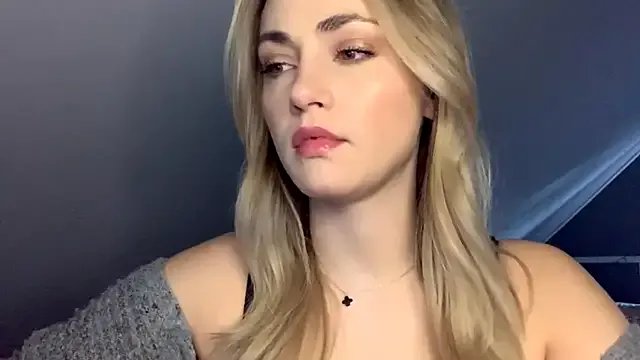 ScarlettSensitive &mdash; Freechat, 23 years old
