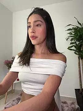 SelenaStone on StripChat