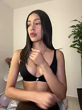 SelenaStone on StripChat