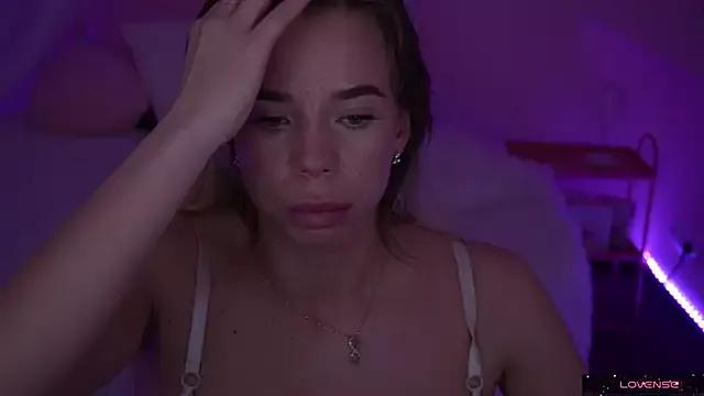 Sexy_Ira on StripChat