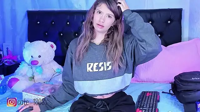 Sofiia_cute_ on StripChat