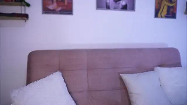 SophiieCumsx — rub my asshole