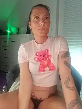 SpicyKylieFoxx on StripChat