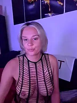 SpicyVicky — Je me doigtes pour Toi pervers 