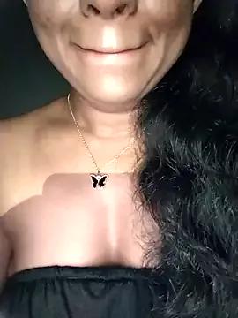 Freechat Sudubeby2410 on StripChat