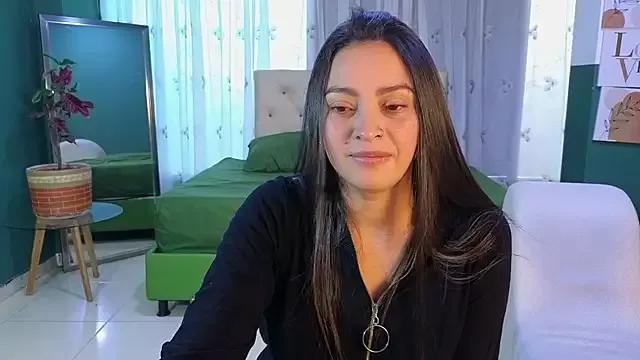 sweet_ahinara on StripChat