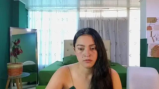 sweet_ahinara on StripChat