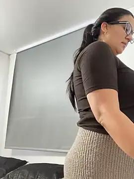 SWEETLILY18's avatar