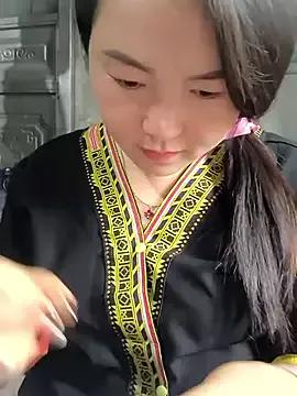Sweetlove_77 on StripChat 
