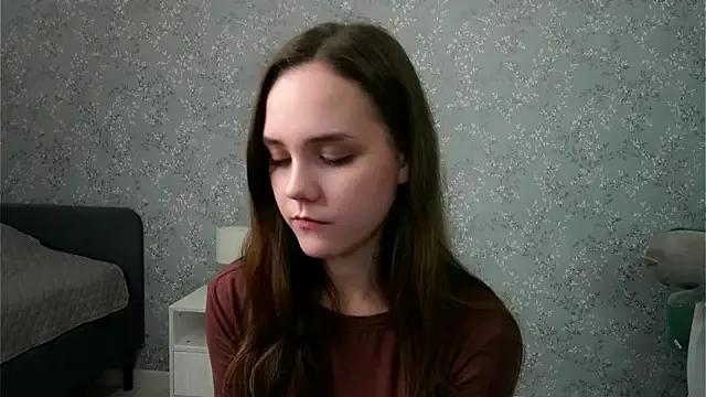 SweetSaraPie — Spank my cute ass