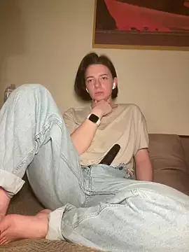 Take_Me_Awayy on StripChat 