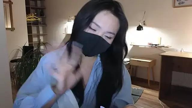 TammiLou on StripChat 