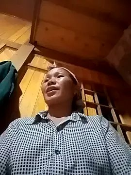 TinTin321 on StripChat 