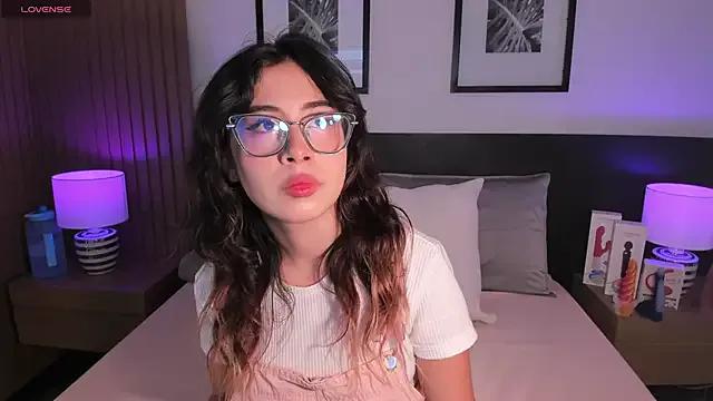 StripChat vi_anaya is Freechat vi_anaya — show boobs bounce