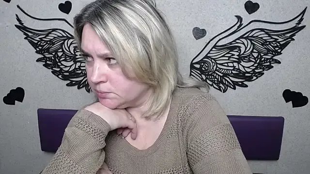 VickyRobins model from sc