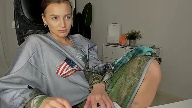 xx_leila on StripChat 