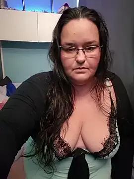 XxGipsyxX — Nippple twist