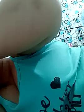 XXLorie_02 on StripChat 