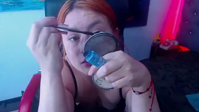 XxMiaSexxyHotxX on StripChat 