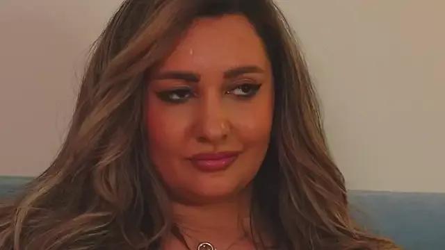 YaaraCollins on StripChat 