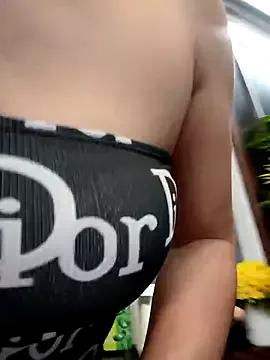 zizi_public on StripChat 